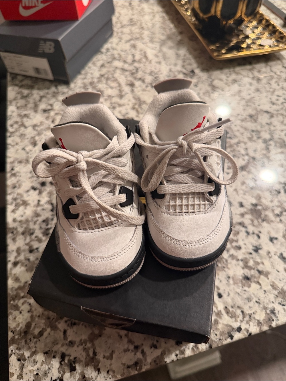 Jordan 4 retro